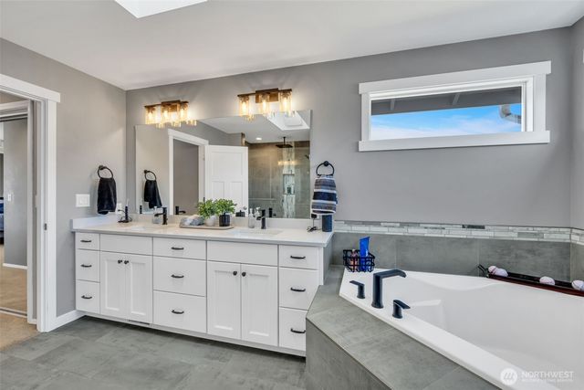 9124 44th Avenue W, Mukilteo, WA 98275