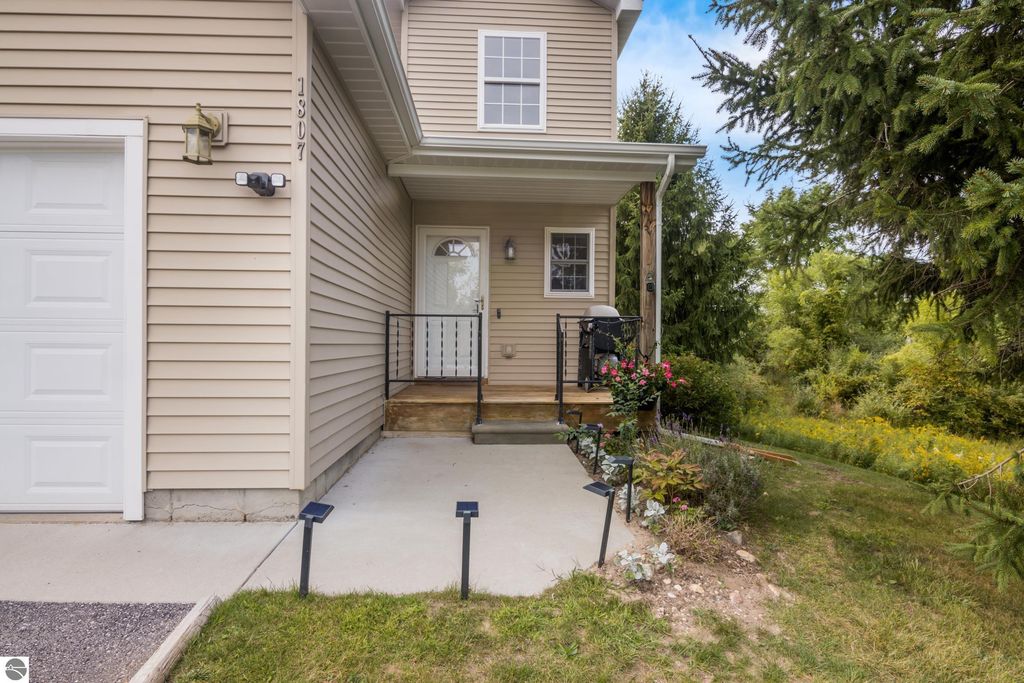 1807 Saint Joseph Street # 28, Traverse City, MI 49696