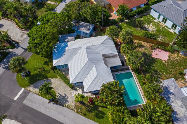 461 Jupiter Lane, Juno Beach, FL 33408