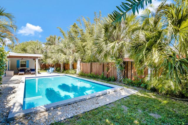 461 Jupiter Lane, Juno Beach, FL 33408