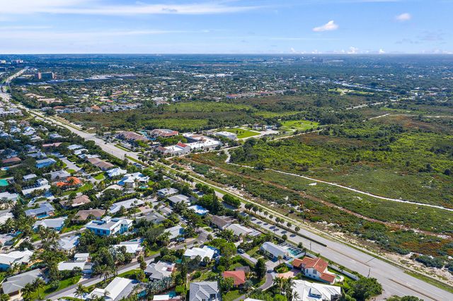 461 Jupiter Lane, Juno Beach, FL 33408