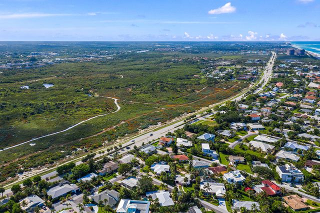 461 Jupiter Lane, Juno Beach, FL 33408