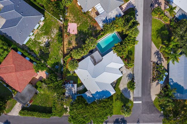 461 Jupiter Lane, Juno Beach, FL 33408