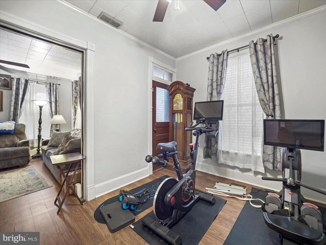 206 W NORTH ST, Waynesboro, PA 17268