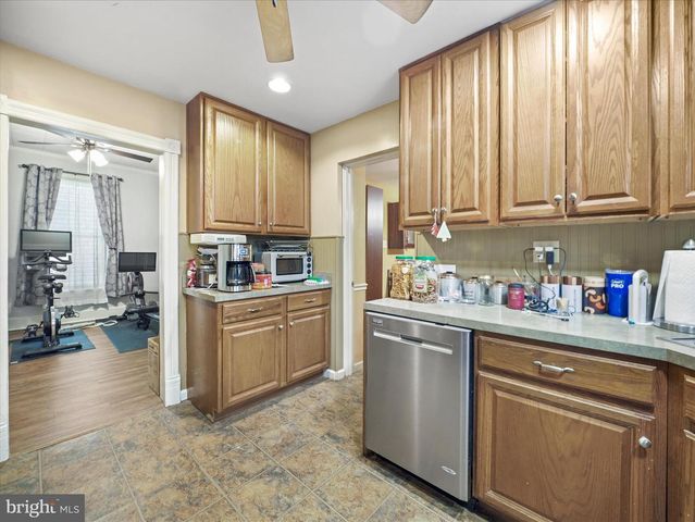 206 W NORTH ST, Waynesboro, PA 17268