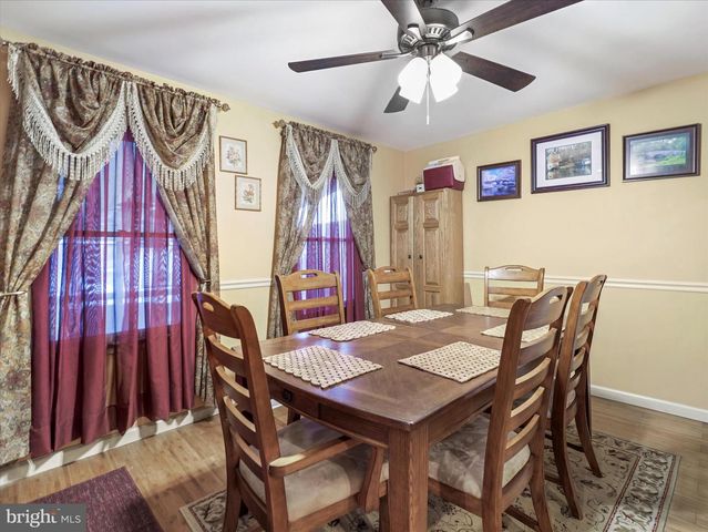 206 W NORTH ST, Waynesboro, PA 17268