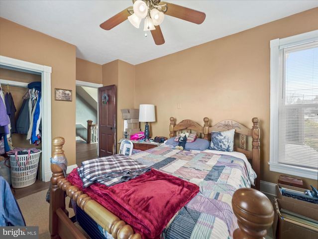 206 W NORTH ST, Waynesboro, PA 17268