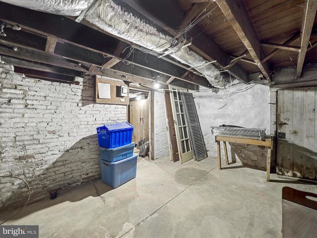 206 W NORTH ST, Waynesboro, PA 17268