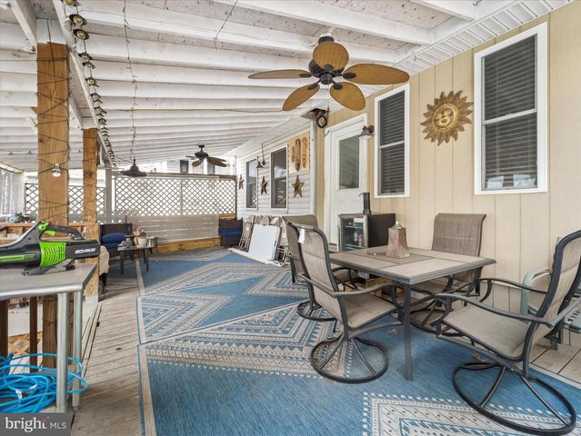 206 W NORTH ST, Waynesboro, PA 17268