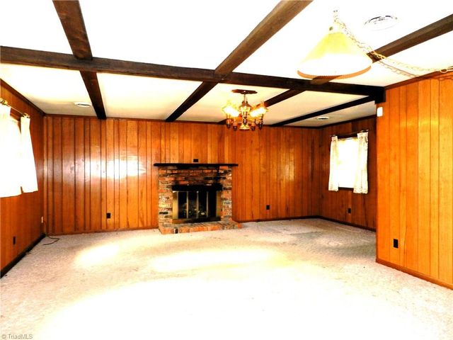 2500 Argonne Boulevard, Greensboro, NC 27407