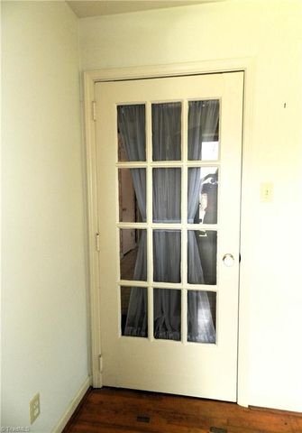 2500 Argonne Boulevard, Greensboro, NC 27407