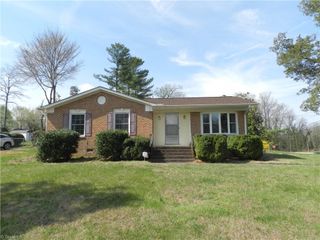 2500 Argonne Boulevard, Greensboro, NC 27407