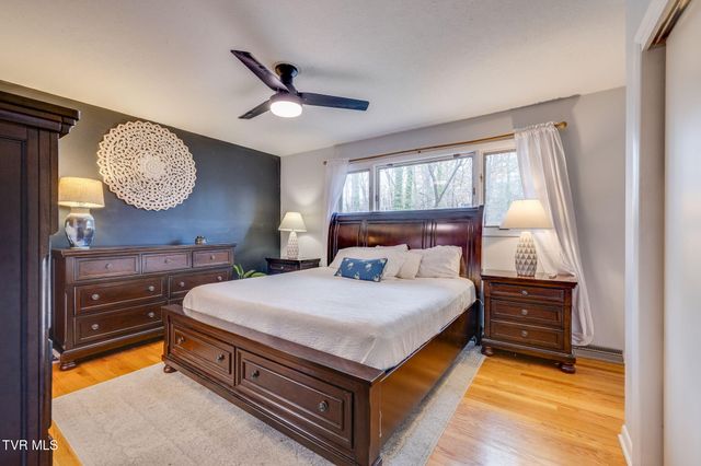 2113 Sheffield Street, Kingsport, TN 37660