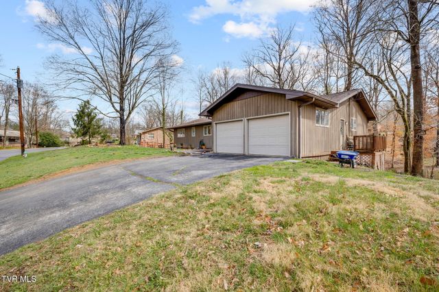 2113 Sheffield Street, Kingsport, TN 37660