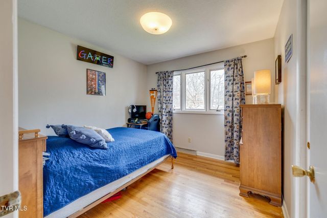 2113 Sheffield Street, Kingsport, TN 37660