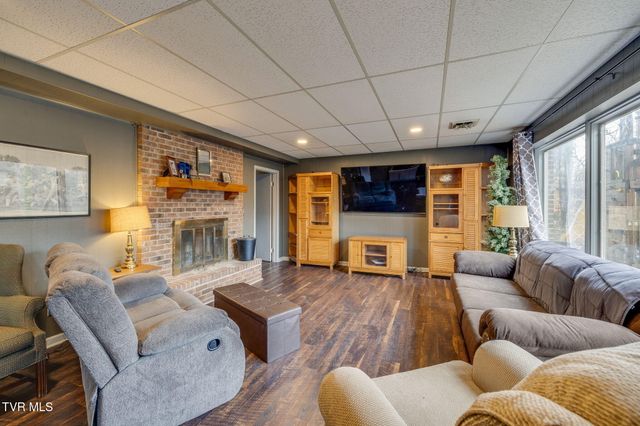 2113 Sheffield Street, Kingsport, TN 37660