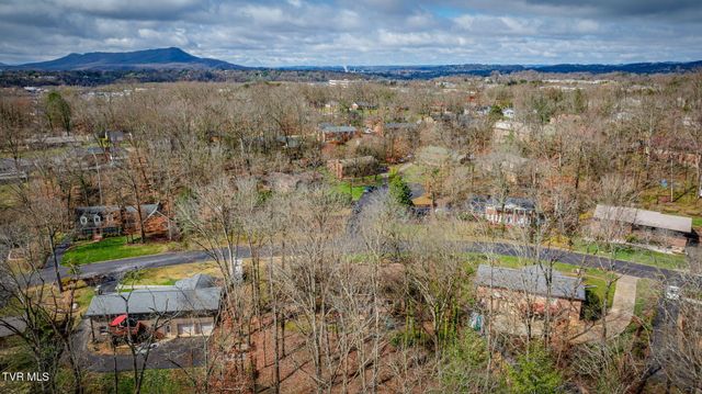 2113 Sheffield Street, Kingsport, TN 37660