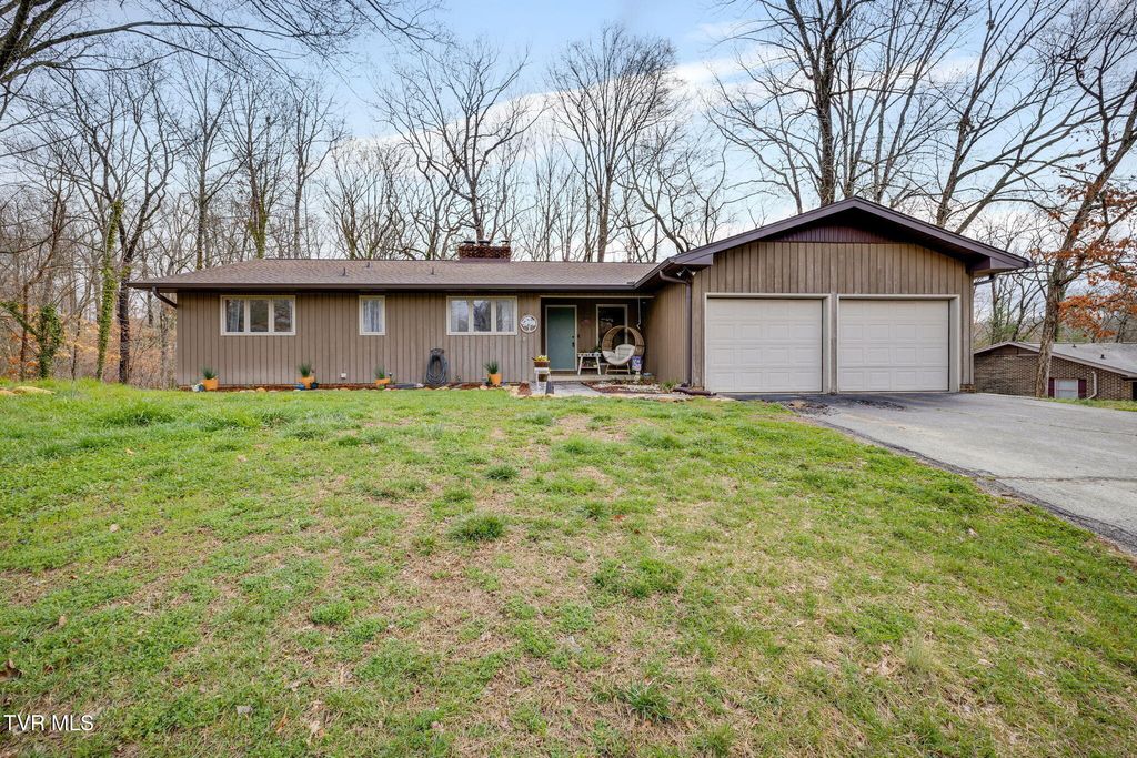 2113 Sheffield Street, Kingsport, TN 37660