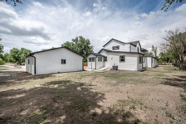 3 Meadow Valley Blvd, Pueblo, CO 81003