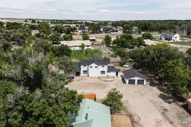 3 Meadow Valley Blvd, Pueblo, CO 81003