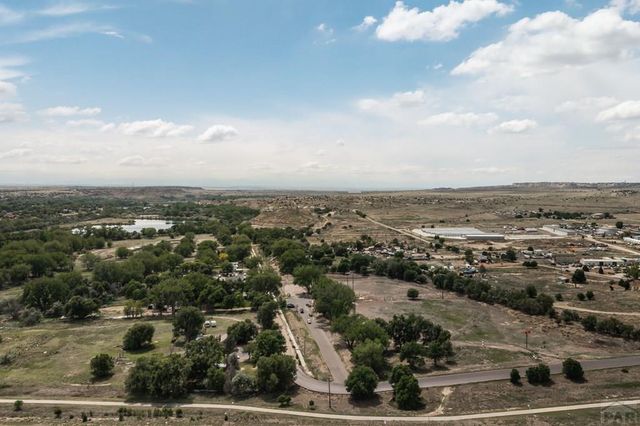 3 Meadow Valley Blvd, Pueblo, CO 81003