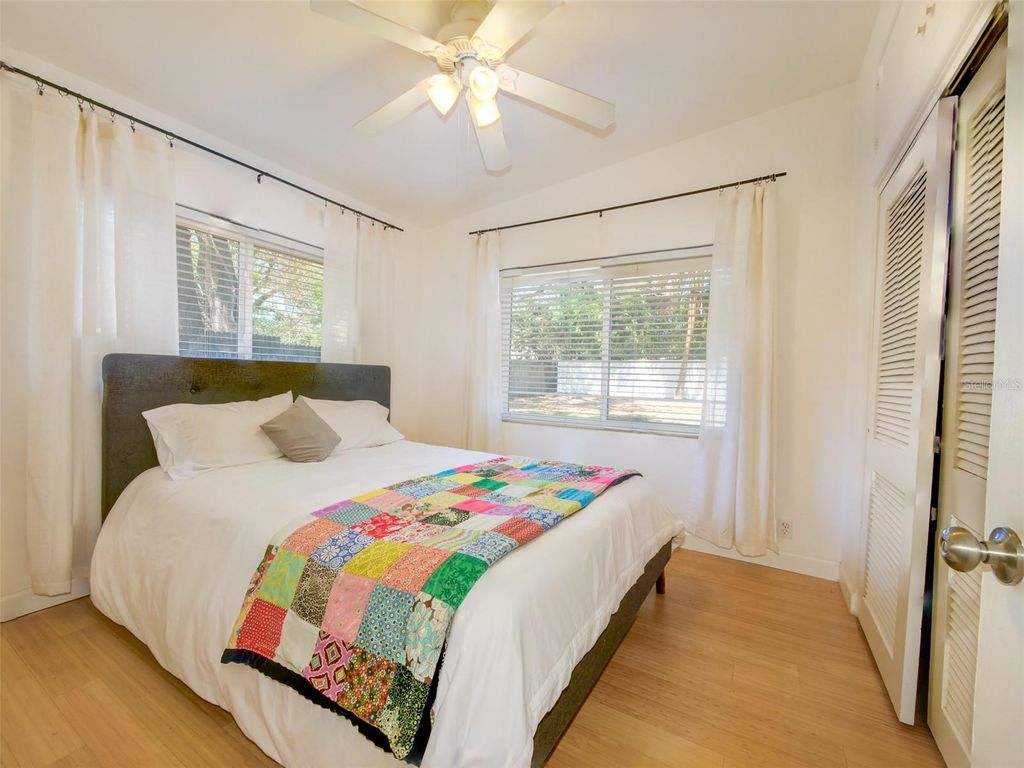 Image 11 of property listing at 3505 CORRINE DRIVE, Orlando, FL 32803