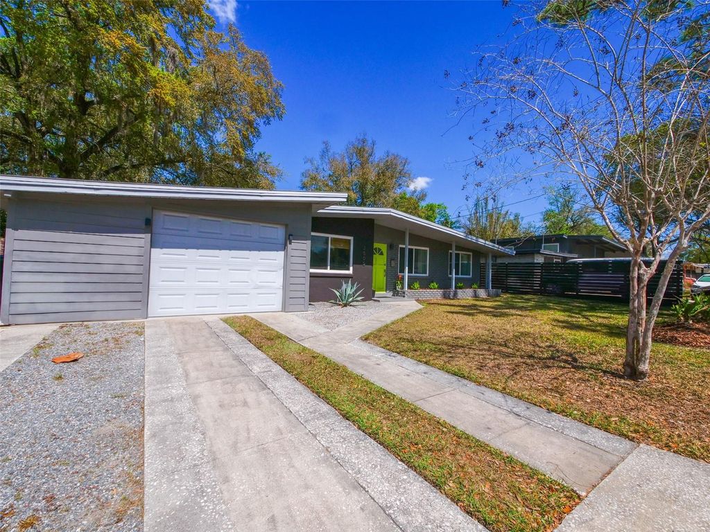 Image 22 of property listing at 3505 CORRINE DRIVE, Orlando, FL 32803