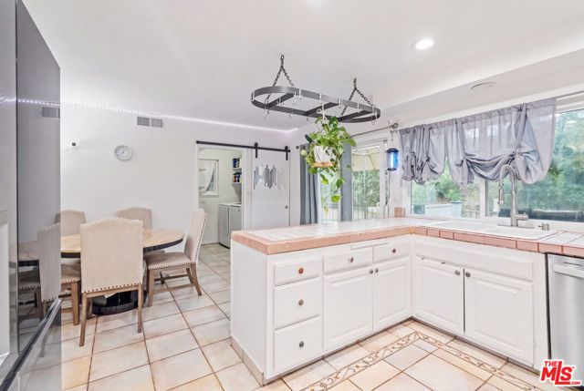 19377 Germain Street, Porter Ranch (los Angeles), CA 91326