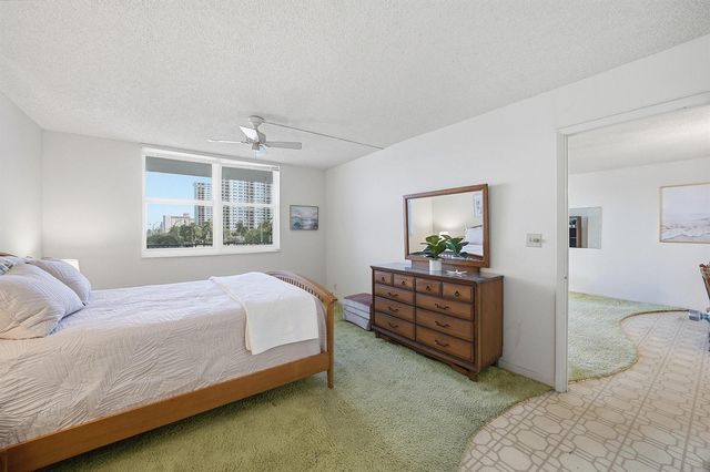 1400 S Ocean Drive 303, Hollywood, FL 33019