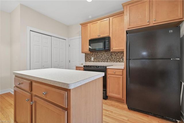 509 Shaindel DR, Williamsburg, VA 23185