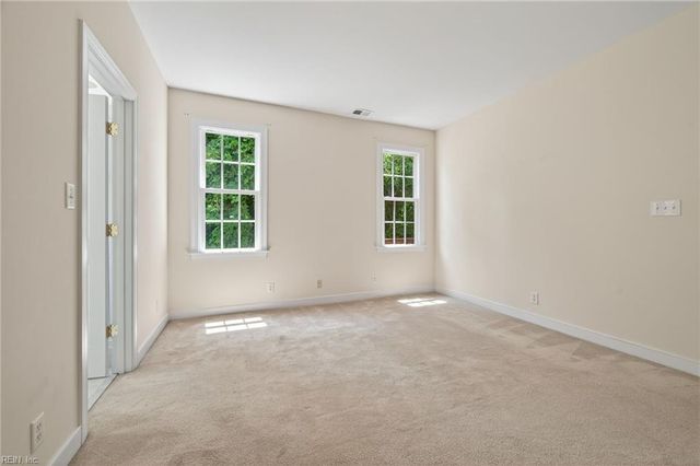 509 Shaindel DR, Williamsburg, VA 23185