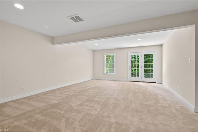 509 Shaindel DR, Williamsburg, VA 23185