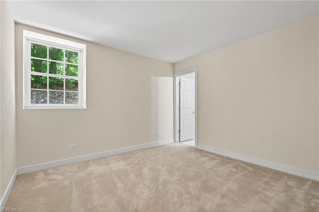 509 Shaindel DR, Williamsburg, VA 23185