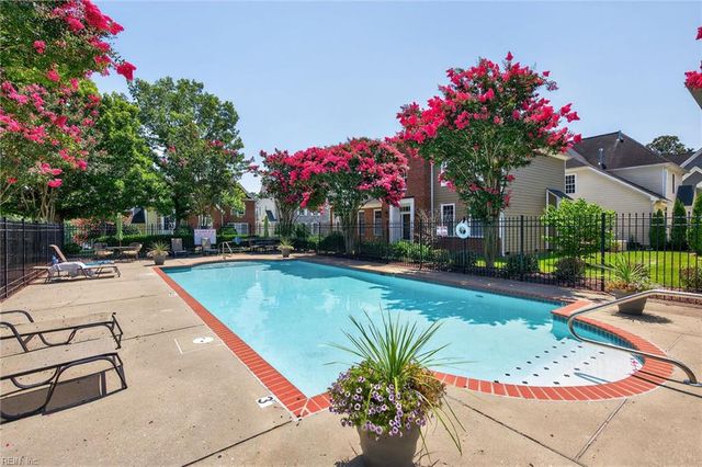 509 Shaindel DR, Williamsburg, VA 23185