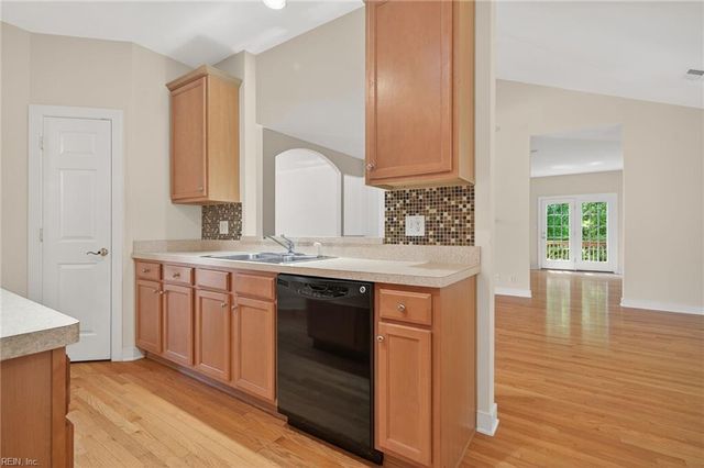 509 Shaindel DR, Williamsburg, VA 23185