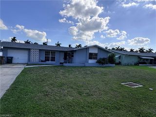 436 Bayshore DR, Cape Coral, FL 33904