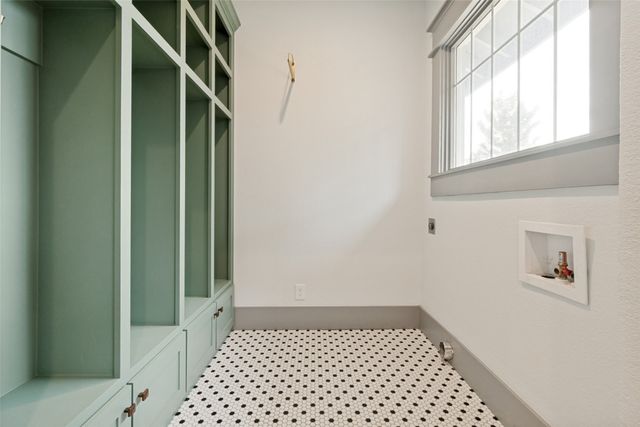 701 Dumont Street, Dallas, TX 75214
