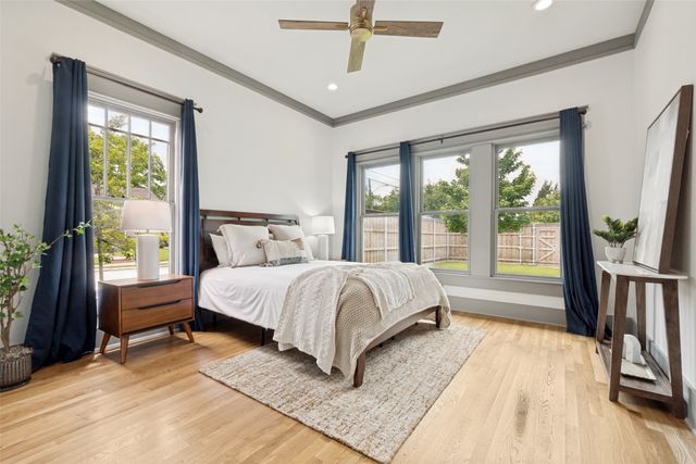 701 Dumont Street, Dallas, TX 75214