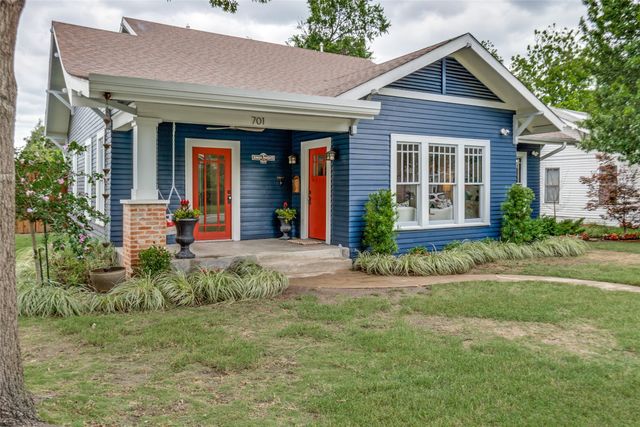 701 Dumont Street, Dallas, TX 75214