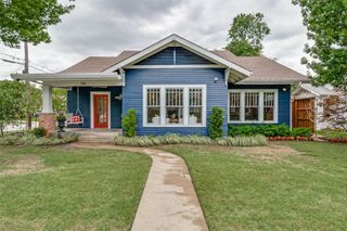 701 Dumont Street, Dallas, TX 75214
