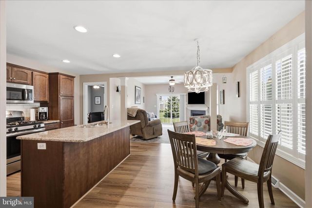 1381 FIELDSTONE DR, Mount Joy, PA 17552