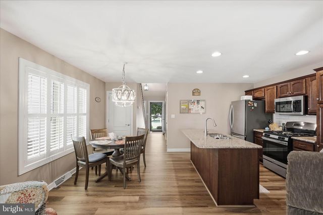 1381 FIELDSTONE DR, Mount Joy, PA 17552