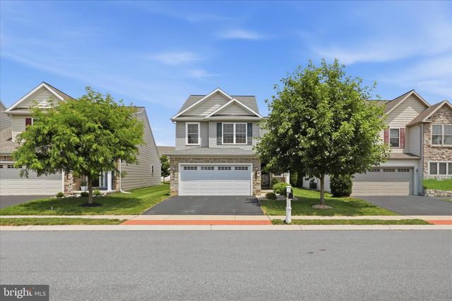 1381 FIELDSTONE DR, Mount Joy, PA 17552