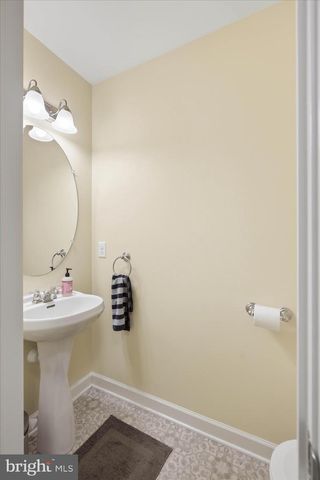 1381 FIELDSTONE DR, Mount Joy, PA 17552