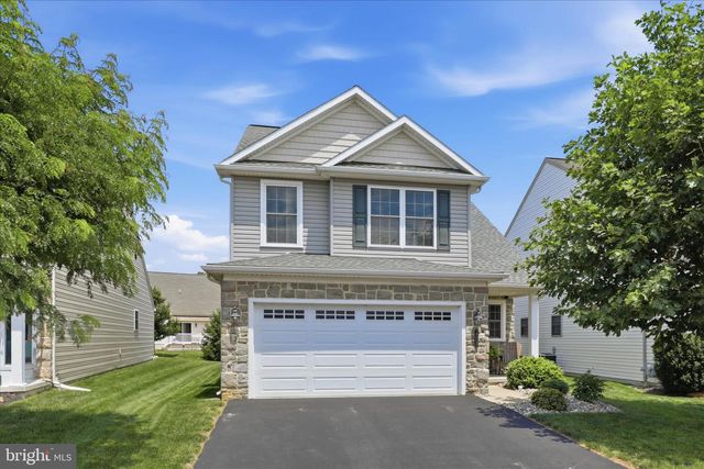 1381 FIELDSTONE DR, Mount Joy, PA 17552