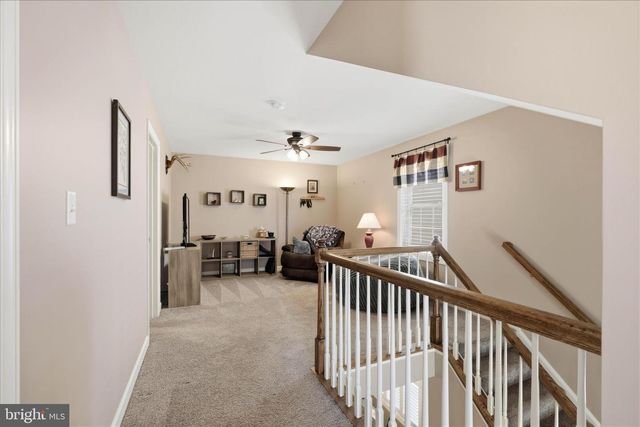 1381 FIELDSTONE DR, Mount Joy, PA 17552