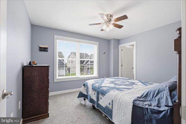 1381 FIELDSTONE DR, Mount Joy, PA 17552