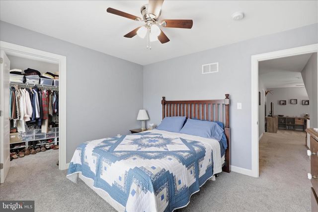 1381 FIELDSTONE DR, Mount Joy, PA 17552