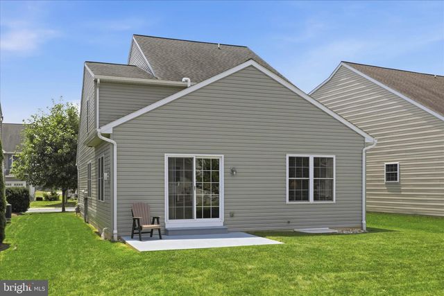 1381 FIELDSTONE DR, Mount Joy, PA 17552