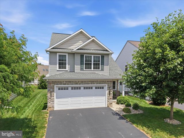 1381 FIELDSTONE DR, Mount Joy, PA 17552